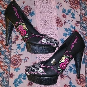 Gorgeous Ed Hardy Snakeskin & Roses Platform heels